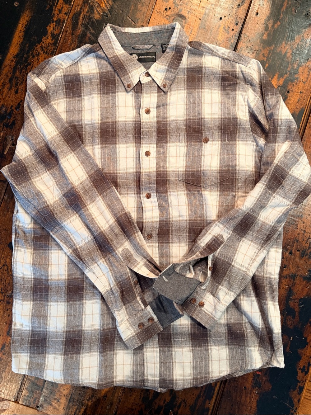 Weatherproof Men's Brown & Cream Plaid Button-Down Shirt